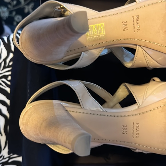 Prada ❤️ Strappy Sandals~4.5” Heels. Beige Patent leather ~Size 8.5 Pre❤️Loved. - Picture 6 of 6